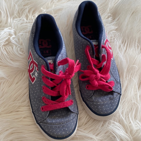 DC skateboard  shoes - Picture 3 of 12
